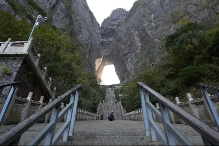Tianmen Mountain Travel Guide: How to Explore China’s Heavenly Gate