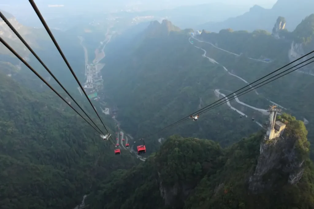 Tianmen Mountain Travel Guide (10)