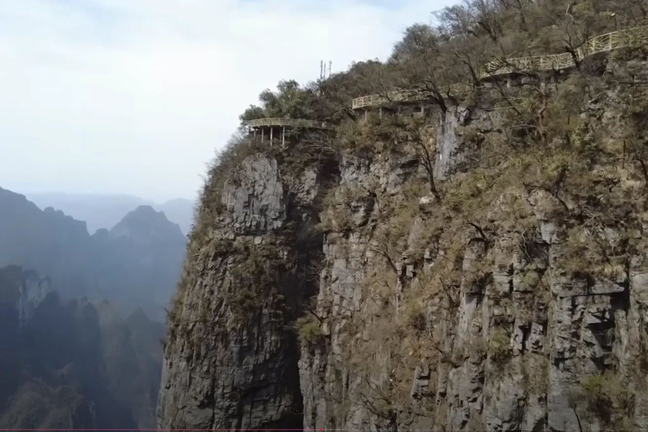 Tianmen Mountain Travel Guide