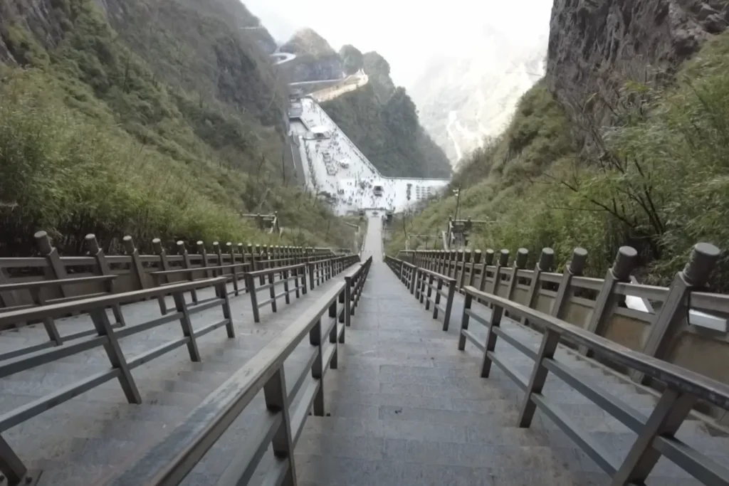 Tianmen Mountain Travel Guide