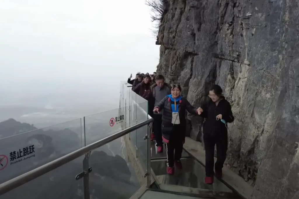 Tianmen Mountain Travel Guide